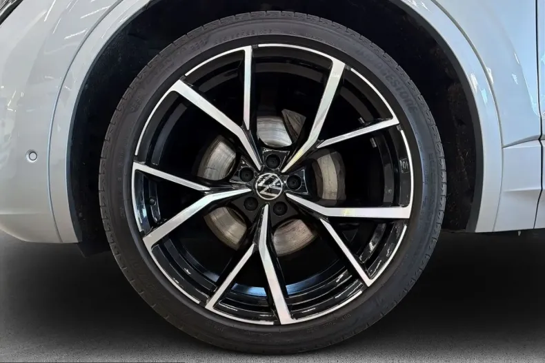 Volkswagen Touareg din 2024 cu 48.000 km - oferta VOL243158 - foto 7