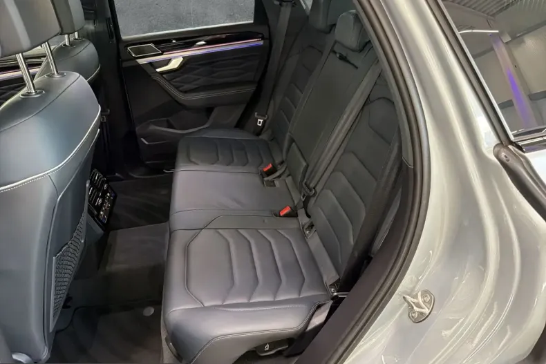 Volkswagen Touareg din 2024 cu 48.000 km - oferta VOL243158 - foto 13
