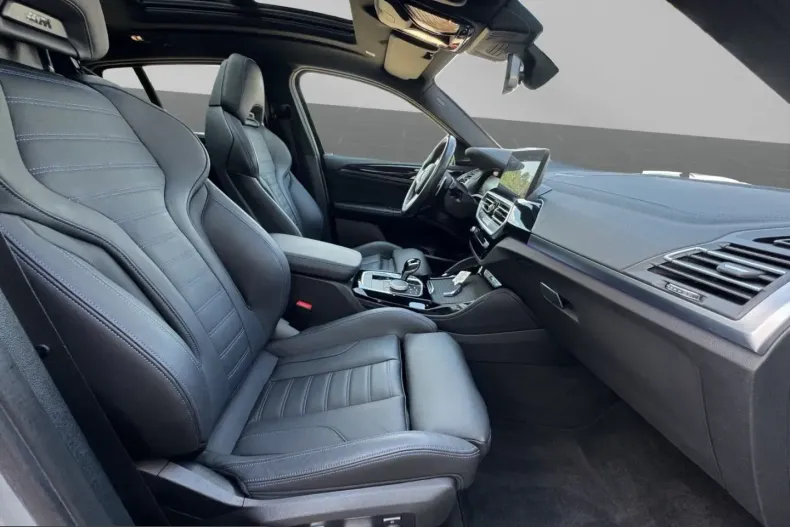BMW X4 (Seria X) din 2023 cu 34.950 km - oferta BMW243160 - foto 2