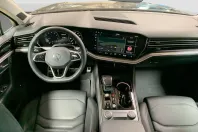 Volkswagen Touareg din 2024 cu 37.497 km - oferta VOL243161 - foto 9