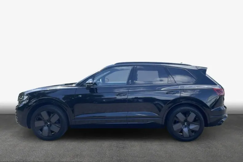 Volkswagen Touareg din 2025 cu 10.060 km - oferta VOL243162 - foto 3