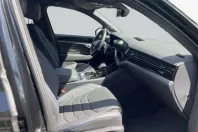 Volkswagen Touareg din 2025 cu 10.060 km - oferta VOL243162 - foto 11