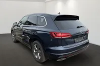 Volkswagen Touareg din 2023 cu 45.067 km - oferta VOL243163 - foto 4