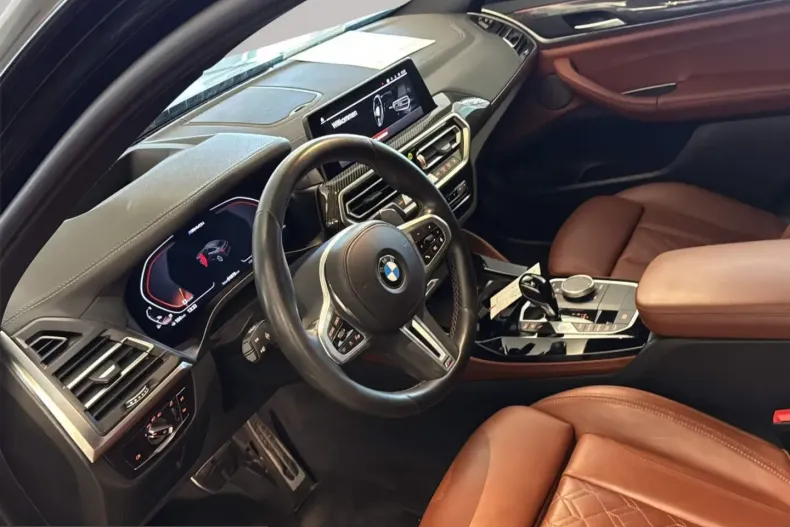 BMW X4 (Seria X) din 2023 cu 61.077 km - oferta BMW243164 - foto 2