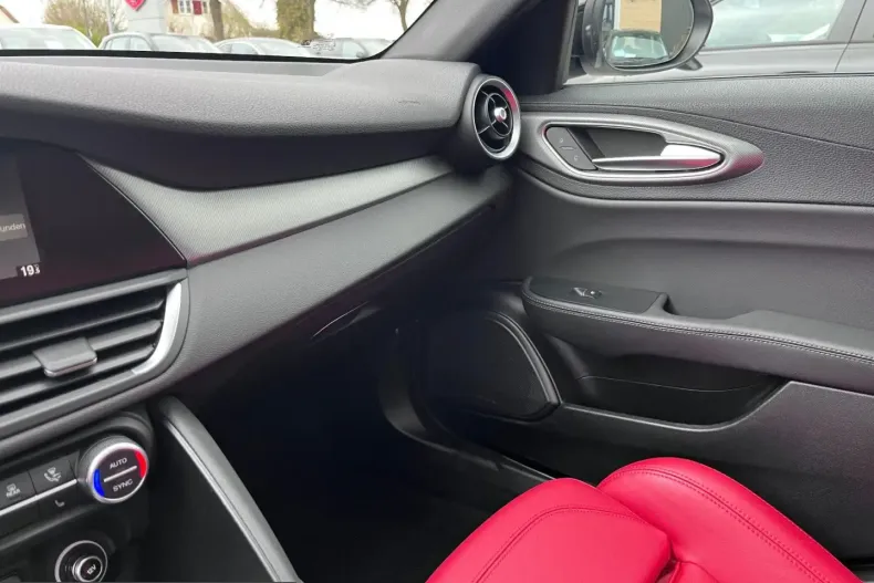 Alfa Romeo Giulia din 2024 cu 17.000 km - oferta ALF243165 - foto 10