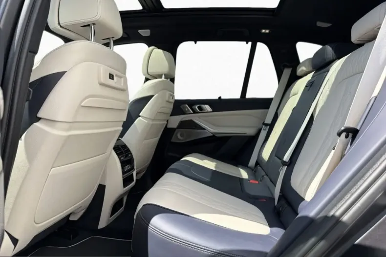BMW X5 (Seria X) din 2023 cu 79.985 km - oferta BMW243170 - foto 12