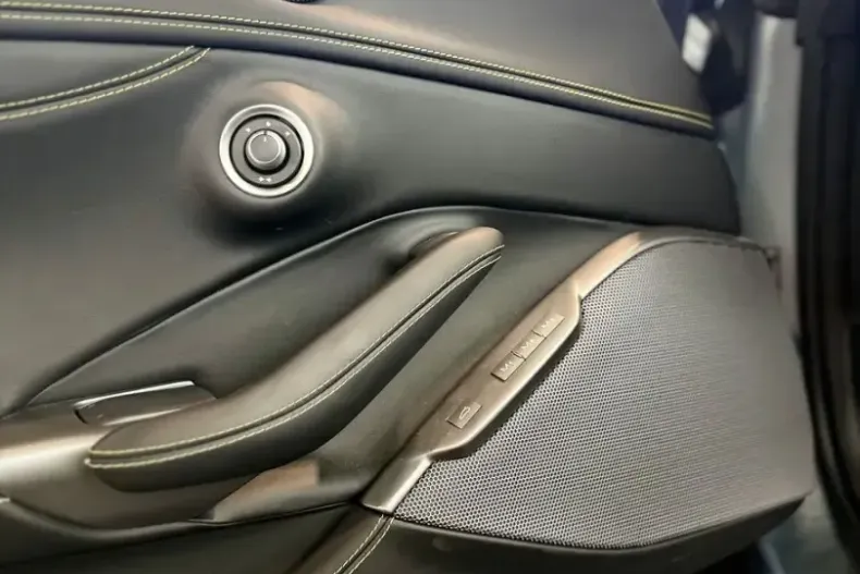 Ferrari Portofino din 2023 cu 10.965 km - oferta FER243176 - foto 15