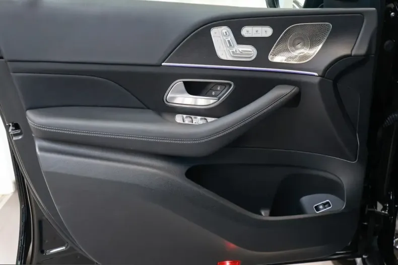 Mercedes-Benz GLE 450 (Clasa GLE) din 2025 cu 35.000 km - oferta MER243183 - foto 24