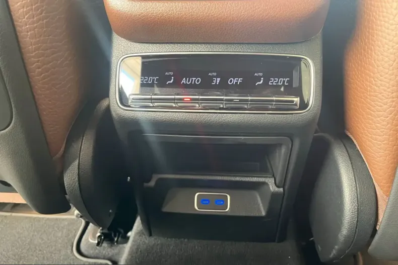 Mercedes-Benz GLE 450 (Clasa GLE) din 2023 cu 23.780 km - oferta MER243186 - foto 30