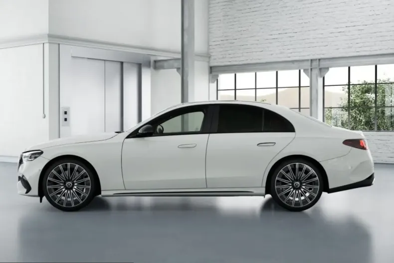 Mercedes-Benz E 450 (Clasa E) din 2025 cu 17.328 km - oferta MER243196 - foto 3