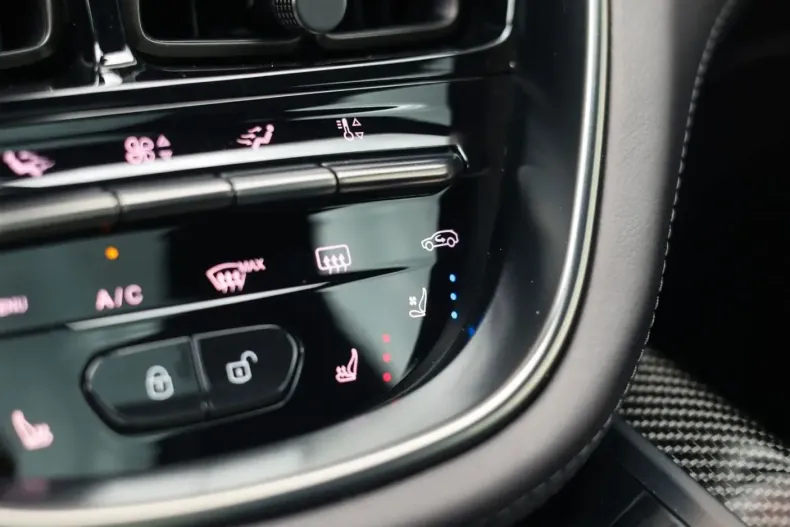 Aston Martin DBX din 2021 cu 57.679 km - oferta AST243199 - foto 25