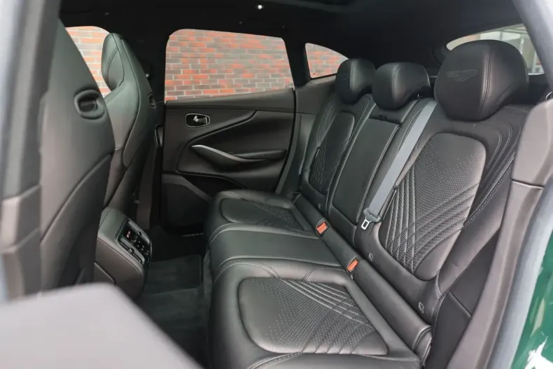 Aston Martin DBX din 2021 cu 57.679 km - oferta AST243199 - foto 26