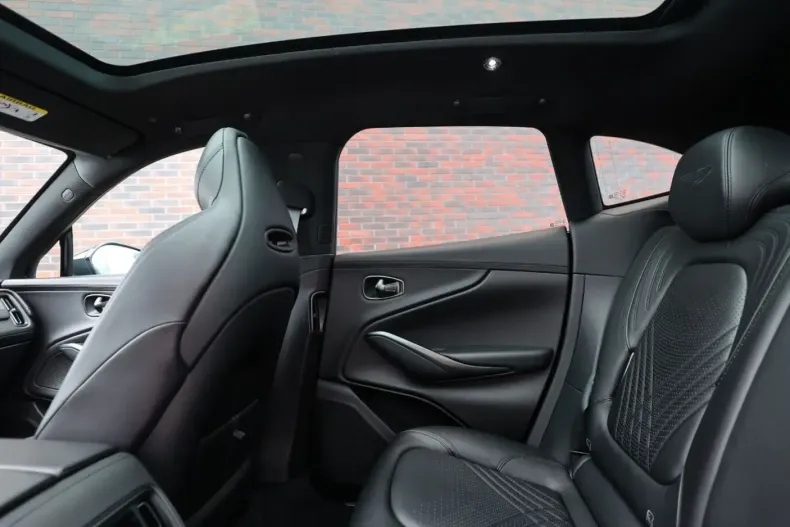 Aston Martin DBX din 2021 cu 57.679 km - oferta AST243199 - foto 29