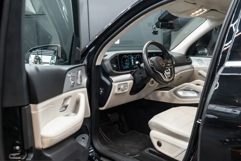 Mercedes-Benz GLE 300 (Clasa GLE) din 2022 cu 51.000 km - oferta MER243201 - foto 4
