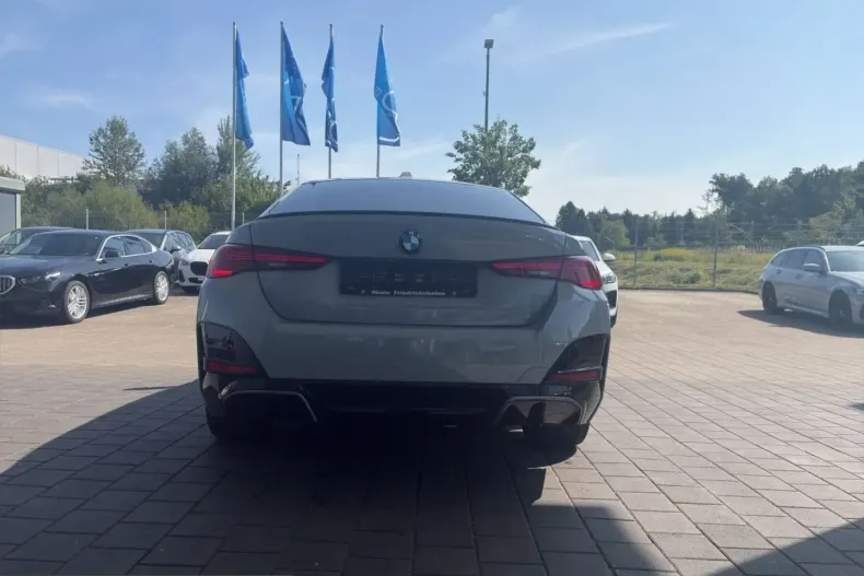 BMW i4 (Seria 4) din 2024 cu 50.740 km - oferta BMW243203 - foto 6
