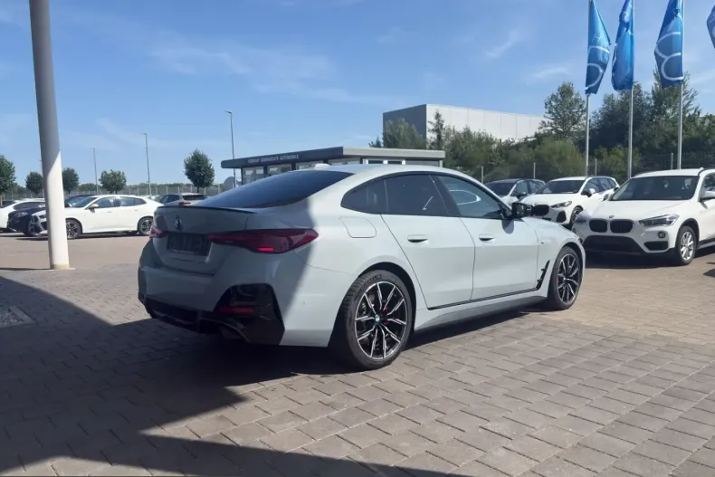 BMW i4 (Seria 4) din 2024 cu 50.740 km - oferta BMW243203 - foto 7