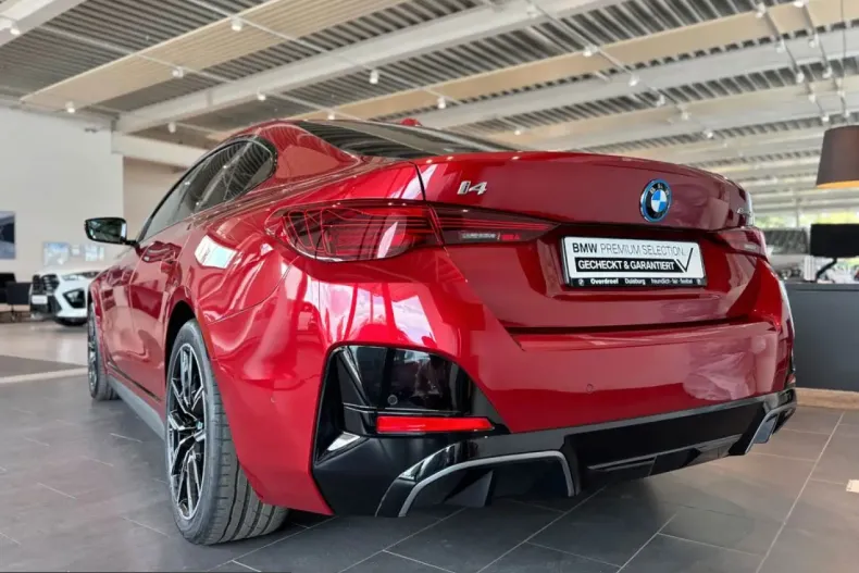 BMW i4 (Seria 4) din 2025 cu 23.829 km - oferta BMW243205 - foto 7