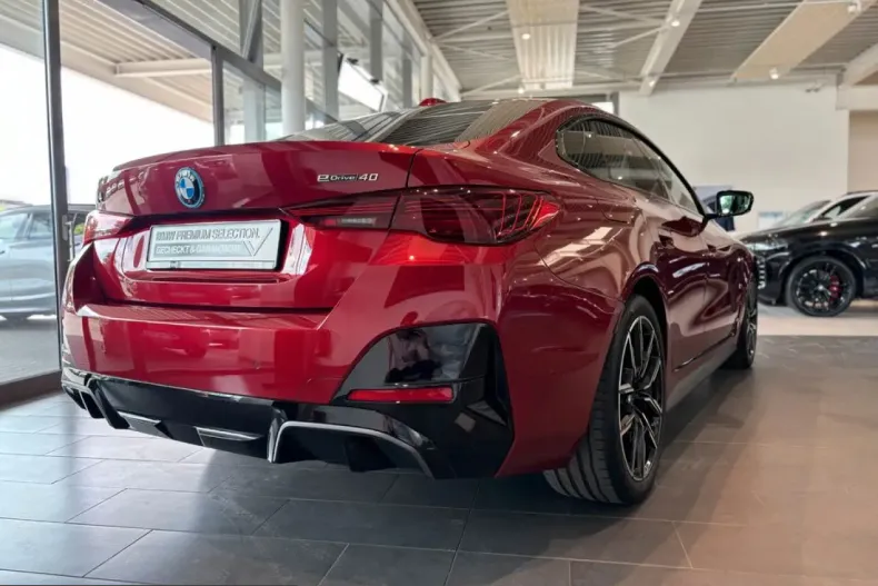 BMW i4 (Seria 4) din 2025 cu 23.829 km - oferta BMW243205 - foto 10