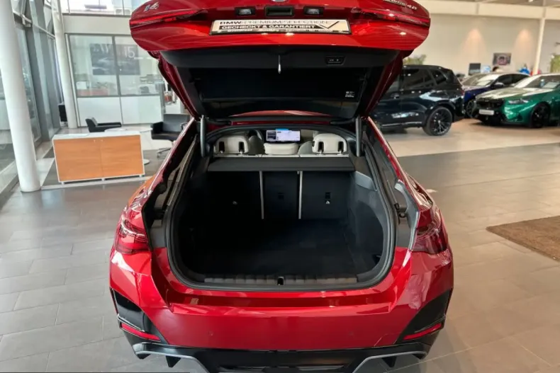 BMW i4 (Seria 4) din 2025 cu 23.829 km - oferta BMW243205 - foto 25