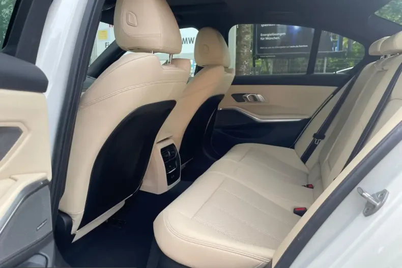 BMW 330 (Seria 3) din 2024 cu 40.000 km - oferta BMW243206 - foto 21