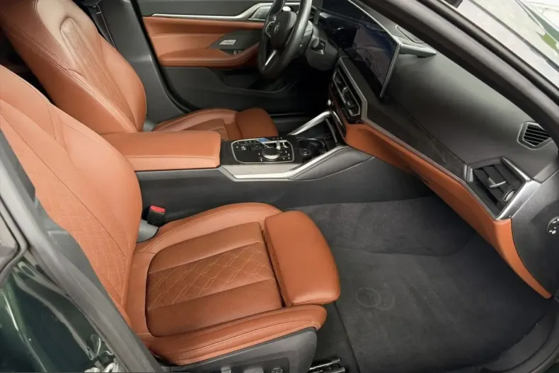 BMW i4 (Seria 4) din 2023 cu 48.405 km - oferta BMW243209 - foto 3