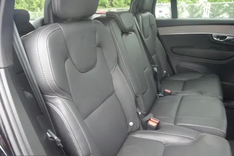 Volvo XC90 din 2025 cu 22.179 km - oferta VOL243218 - foto 9