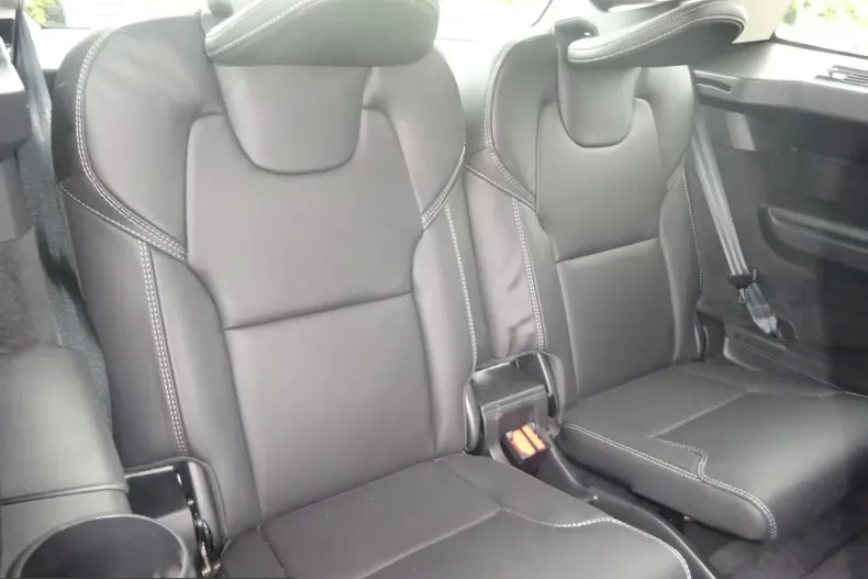 Volvo XC90 din 2025 cu 22.179 km - oferta VOL243218 - foto 10
