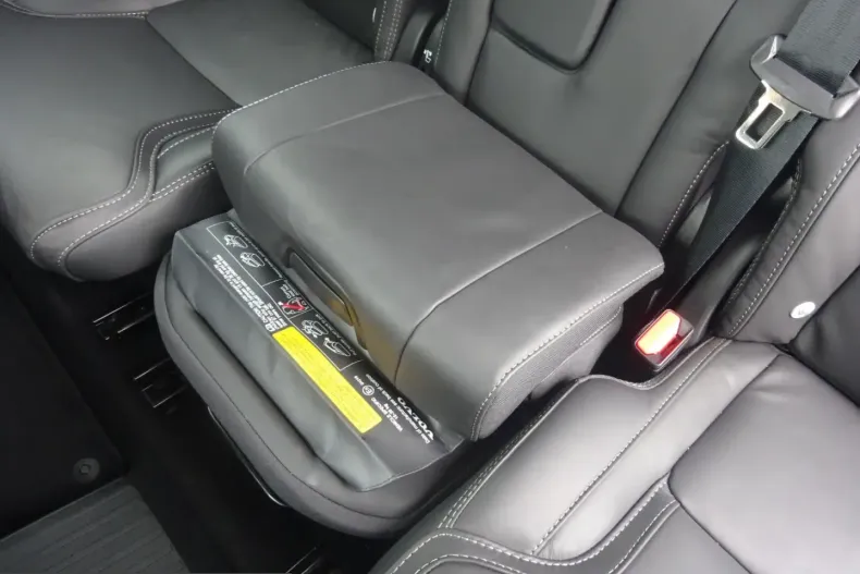 Volvo XC90 din 2025 cu 22.179 km - oferta VOL243218 - foto 21