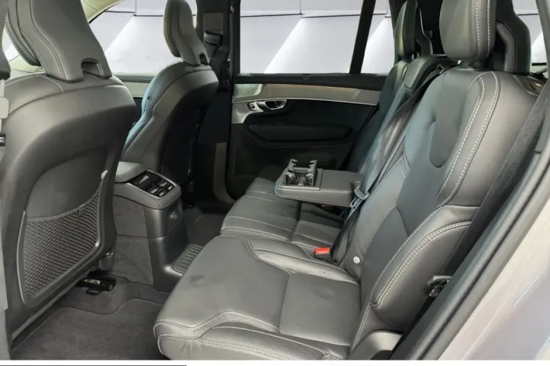 Volvo XC90 din 2025 cu 18.095 km - oferta VOL243219 - foto 6