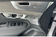 Volvo XC90 din 2025 cu 18.095 km - oferta VOL243219 - foto 12