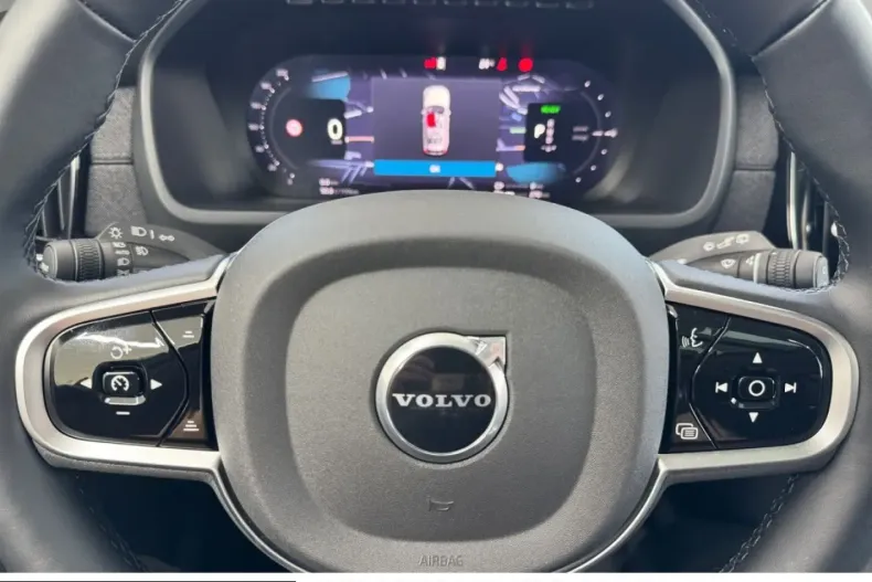 Volvo XC90 din 2025 cu 18.095 km - oferta VOL243219 - foto 22