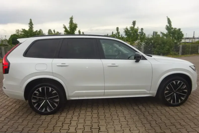 Volvo XC90 din 2025 cu 15.840 km - oferta VOL243220 - foto 11