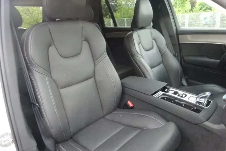 Volvo XC90 din 2025 cu 15.840 km - oferta VOL243220 - foto 13