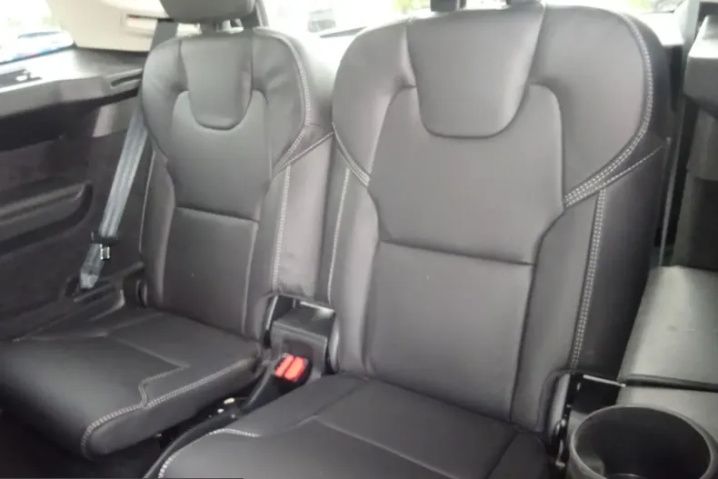 Volvo XC90 din 2025 cu 15.840 km - oferta VOL243220 - foto 16