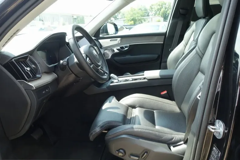 Volvo XC90 din 2025 cu 18.880 km - oferta VOL243221 - foto 9