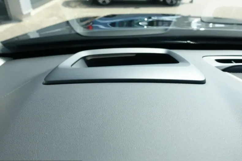 Volvo XC90 din 2025 cu 18.880 km - oferta VOL243221 - foto 19