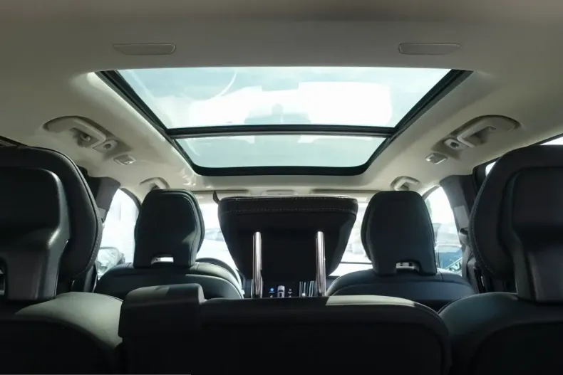 Volvo XC90 din 2025 cu 18.880 km - oferta VOL243221 - foto 22