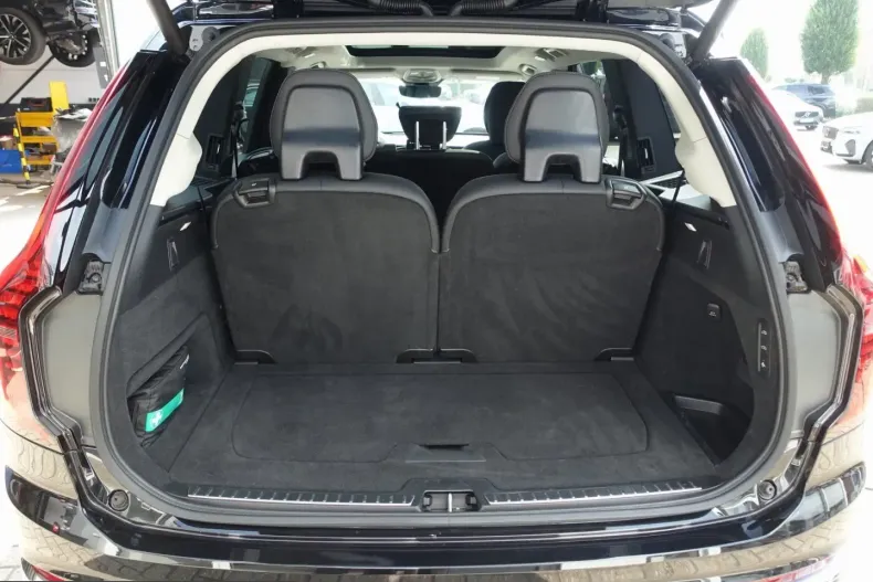 Volvo XC90 din 2025 cu 18.880 km - oferta VOL243221 - foto 23