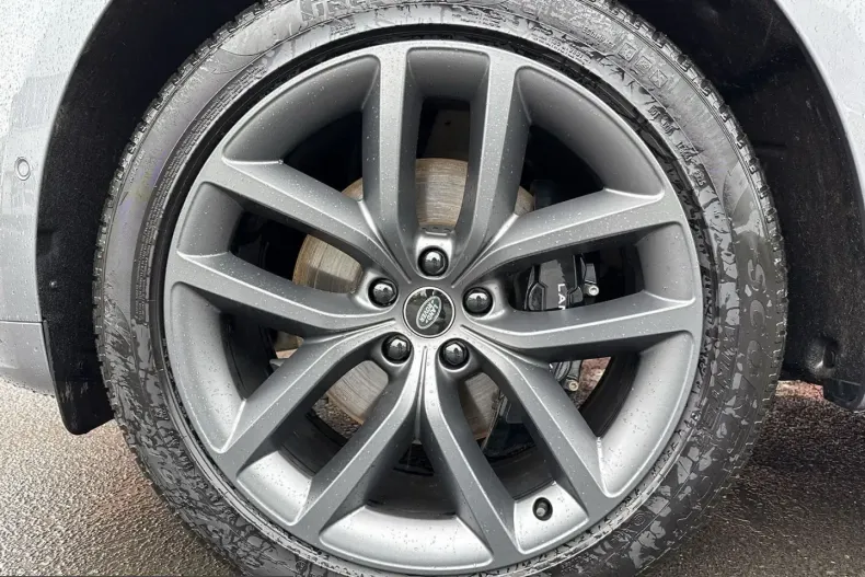 Land Rover Range Rover Sport din 2025 cu 23.200 km - oferta LAN243222 - foto 9