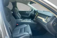Volvo XC60 din 2025 cu 28.000 km - oferta VOL243225 - foto 4