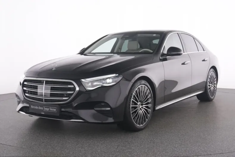 Mercedes-Benz E 220 (Clasa E) din 2025 cu 24.152 km - oferta MER243230 - foto 1