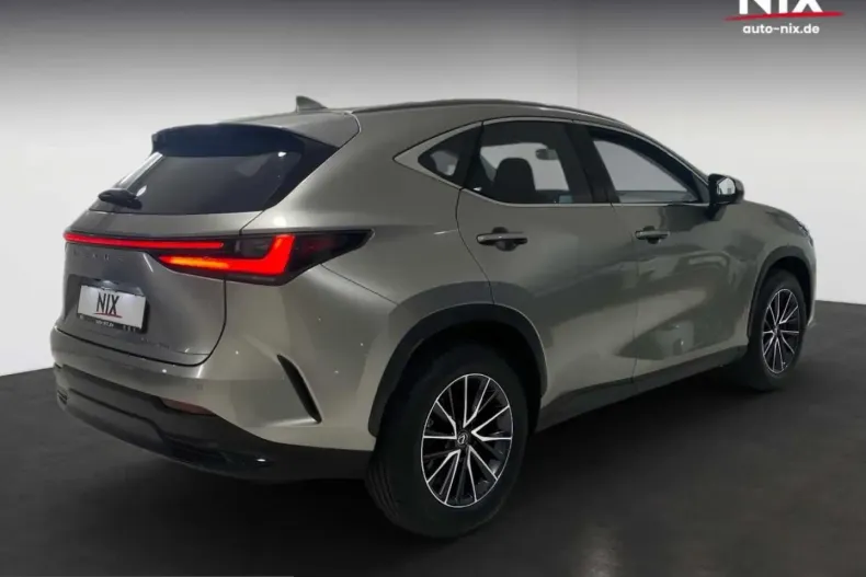 Lexus NX 350h din 2023 cu 47.800 km - oferta LEX243231 - foto 4