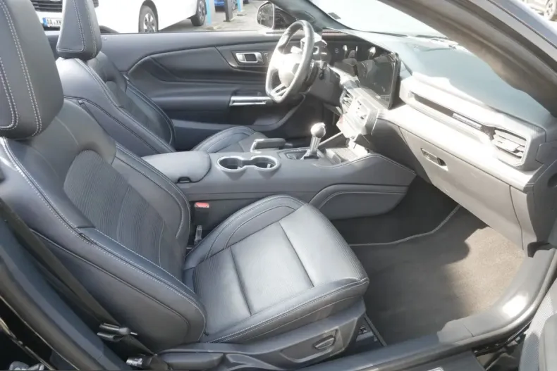 Ford Mustang din 2024 cu 16.200 km - oferta FOR243232 - foto 2