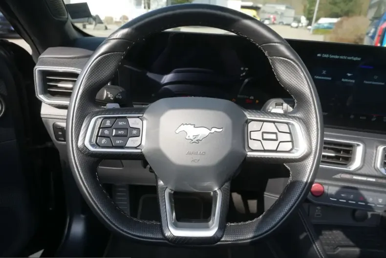 Ford Mustang din 2024 cu 16.200 km - oferta FOR243232 - foto 7