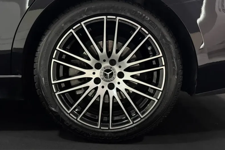 Mercedes-Benz C 300 (Clasa C) din 2022 cu 30.762 km - oferta MER243233 - foto 10