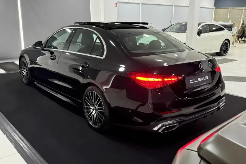 Mercedes-Benz C 300 (Clasa C) din 2022 cu 30.762 km - oferta MER243233 - foto 11