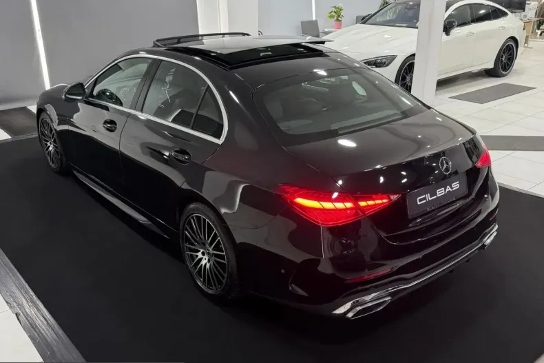 Mercedes-Benz C 300 (Clasa C) din 2022 cu 30.762 km - oferta MER243233 - foto 12