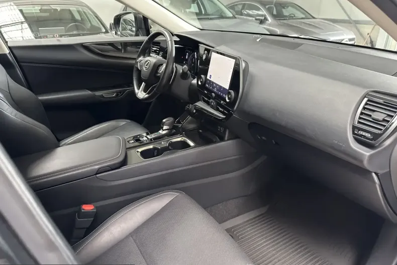 Lexus NX 350h din 2022 cu 89.513 km - oferta LEX243234 - foto 23