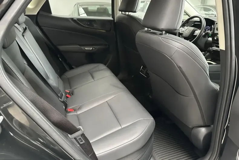 Lexus NX 350h din 2022 cu 89.513 km - oferta LEX243234 - foto 26