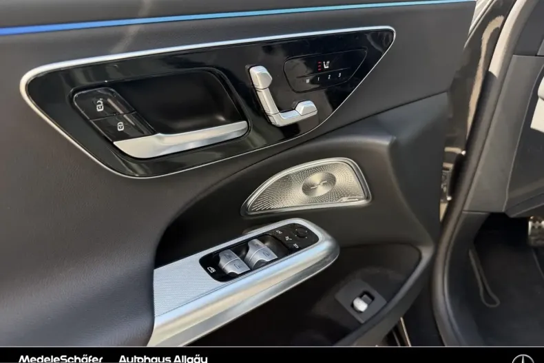 Mercedes-Benz E 220 (Clasa E) din 2024 cu 22.357 km - oferta MER243236 - foto 9
